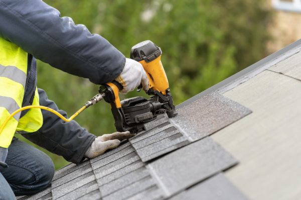 Roof Shingles Repair in New Milford
