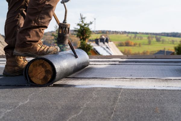 Flat Roof Tar Repair in New Milford